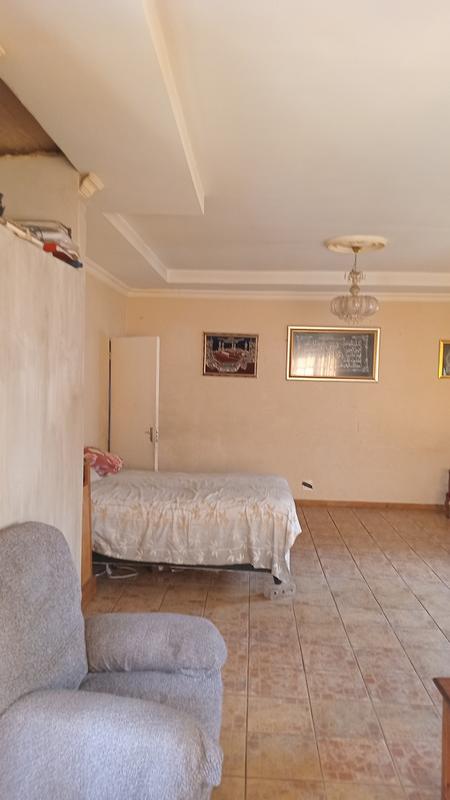 8 Bedroom Property for Sale in Klein Parys Western Cape